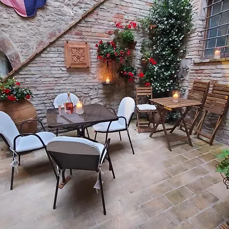 Saint Francis Apartment *